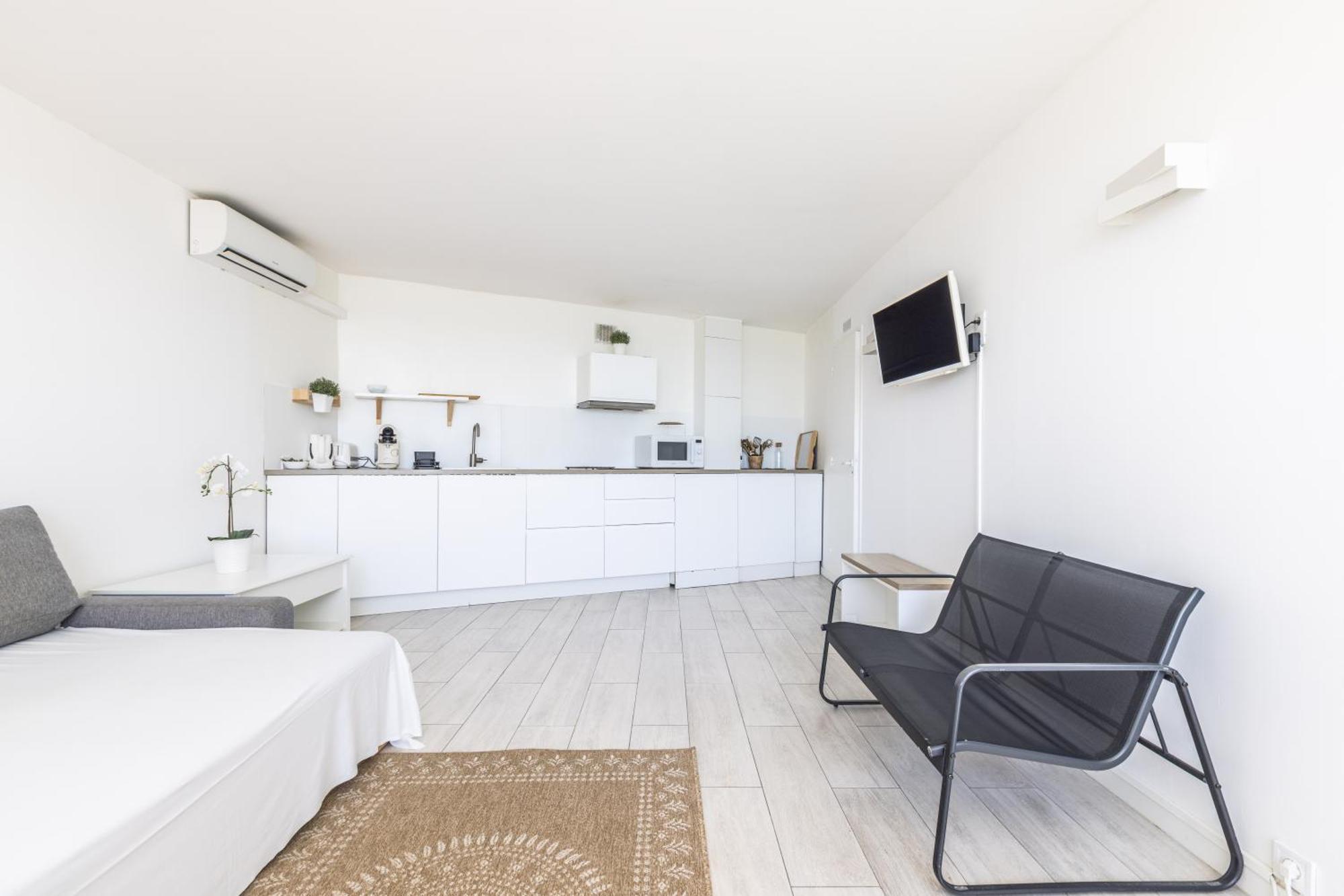 Beau 2P Bord De Mer, Marina Baie Des Anges Villeneuve-Loubet Exterior photo